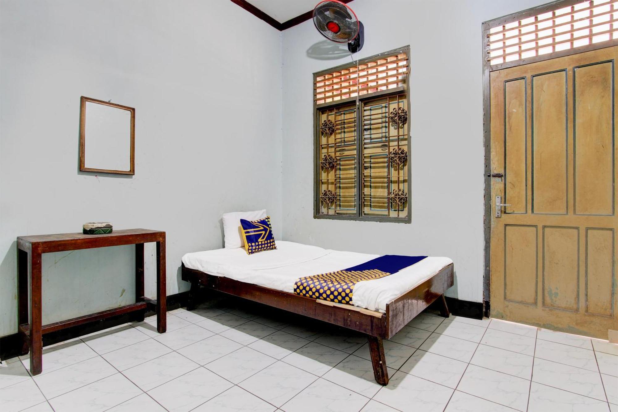 Spot On 94085 Hotel Agung Purwokerto Εξωτερικό φωτογραφία