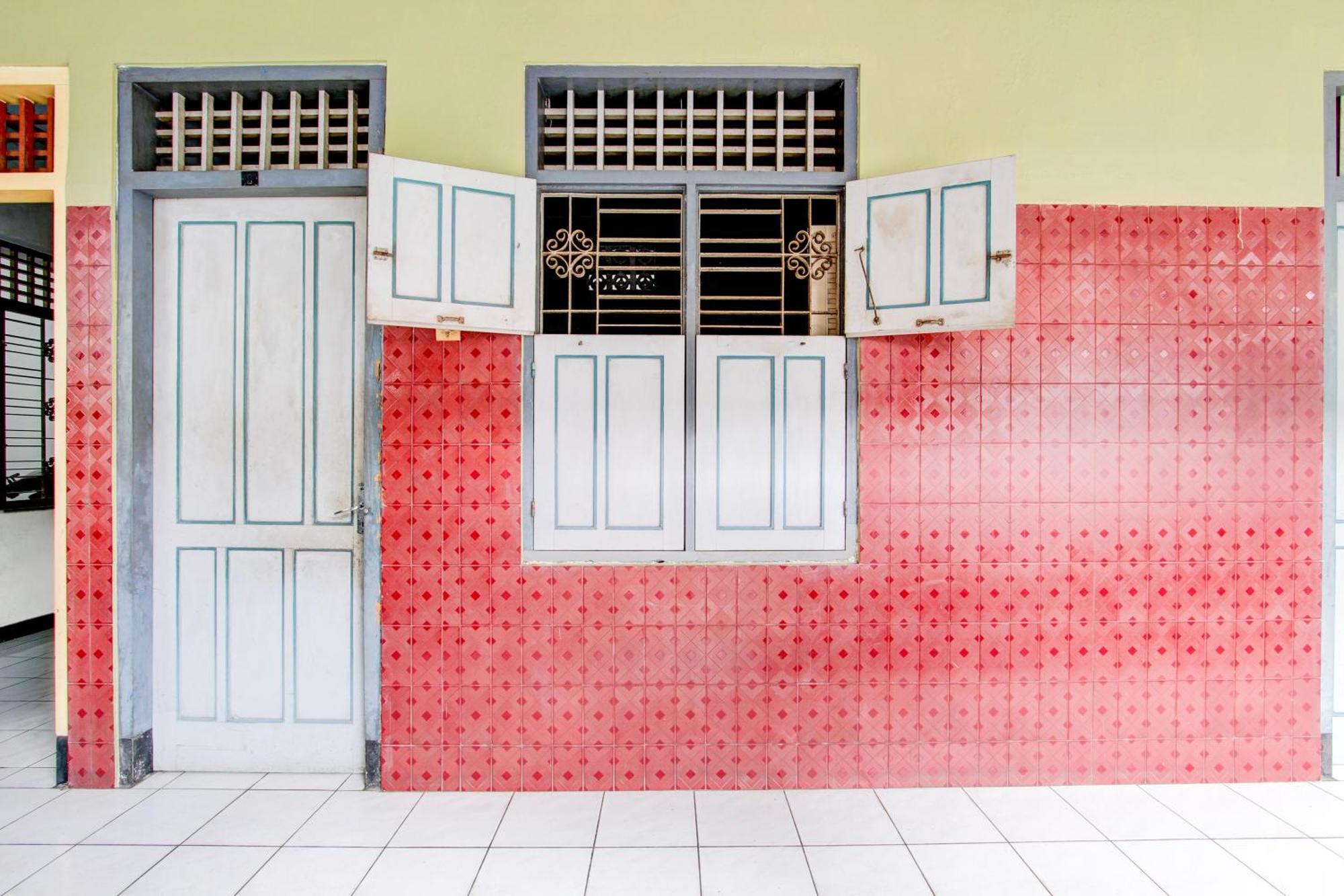 Spot On 94085 Hotel Agung Purwokerto Εξωτερικό φωτογραφία