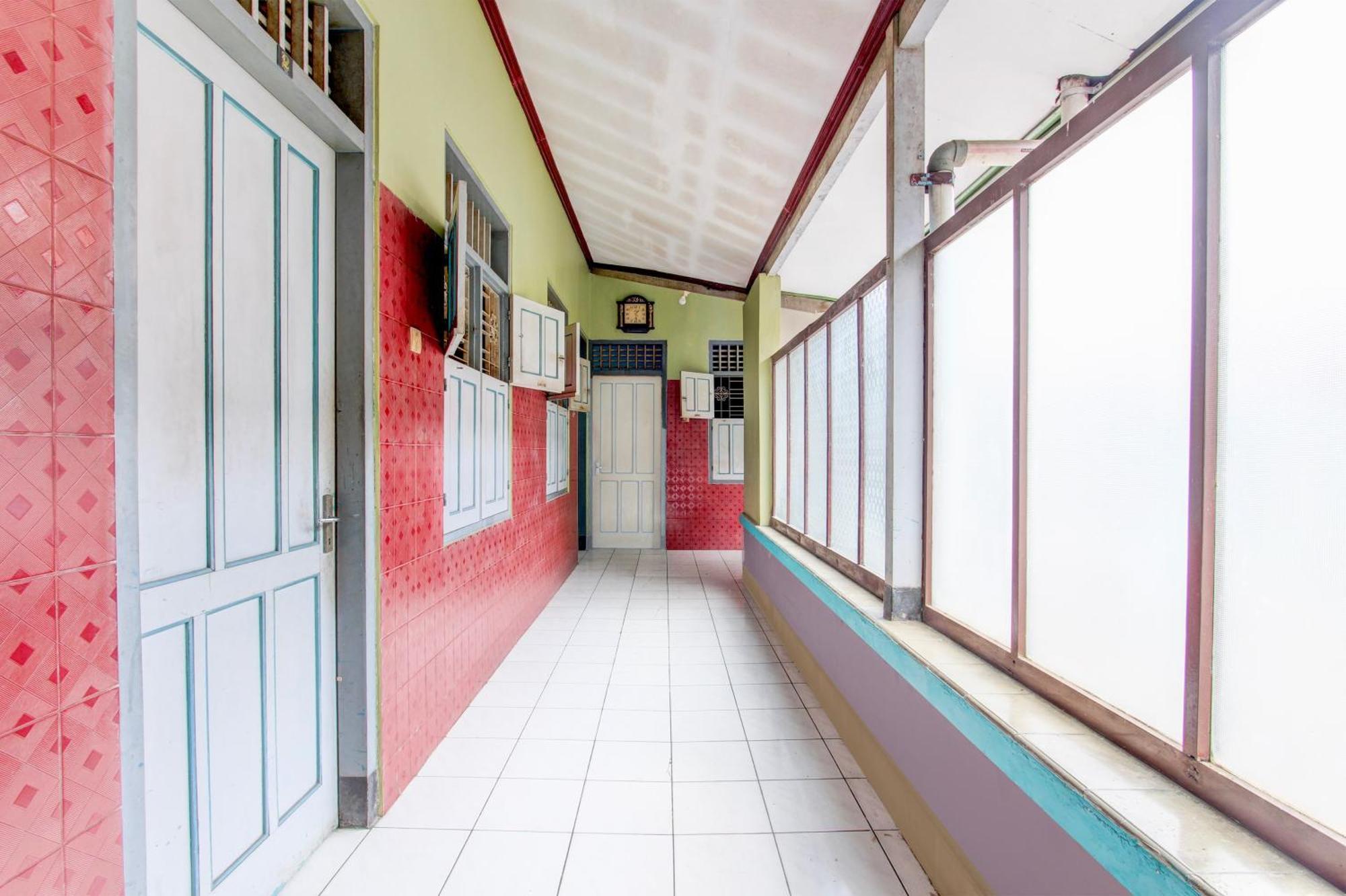Spot On 94085 Hotel Agung Purwokerto Εξωτερικό φωτογραφία