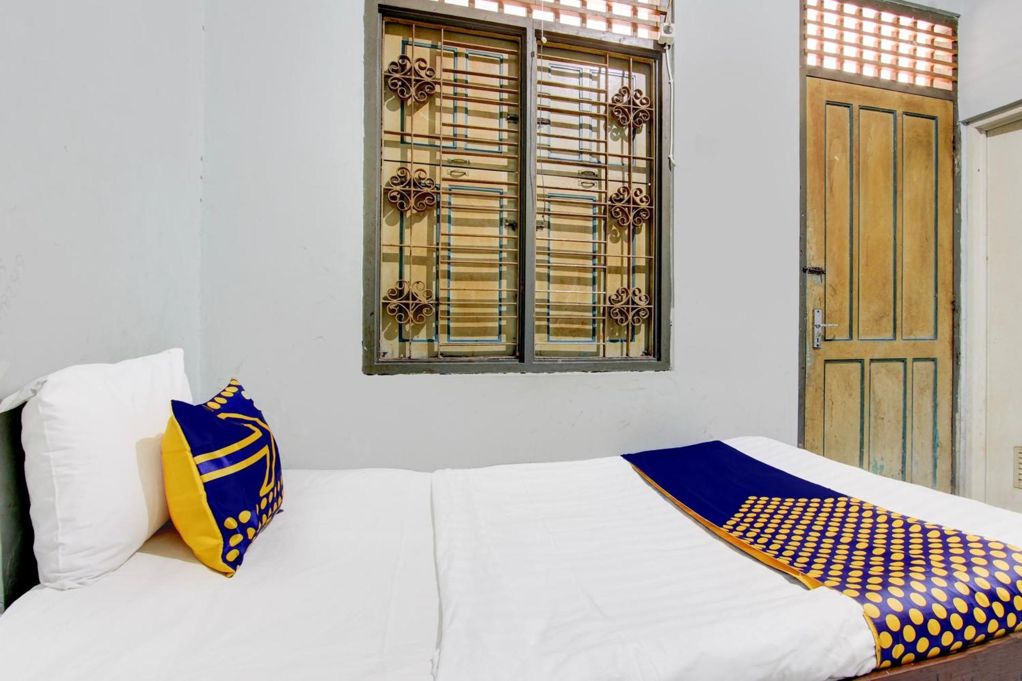 Spot On 94085 Hotel Agung Purwokerto Εξωτερικό φωτογραφία