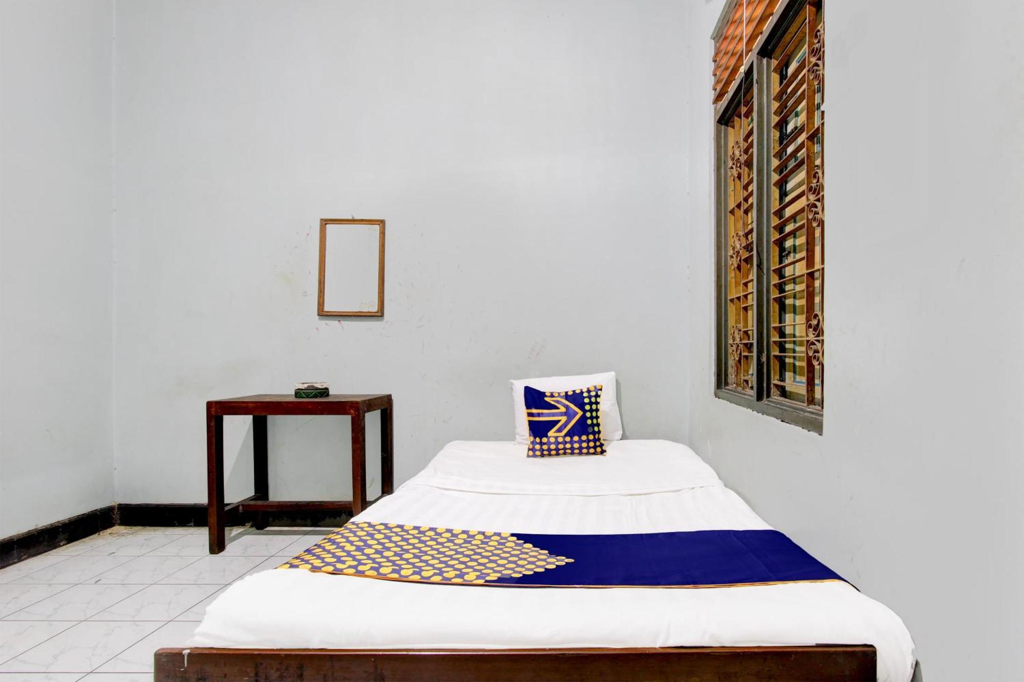 Spot On 94085 Hotel Agung Purwokerto Εξωτερικό φωτογραφία